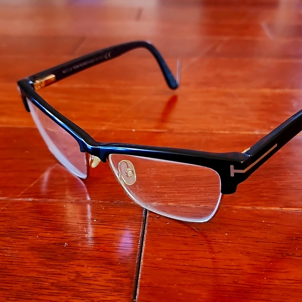 Tom Ford 5364 frames.